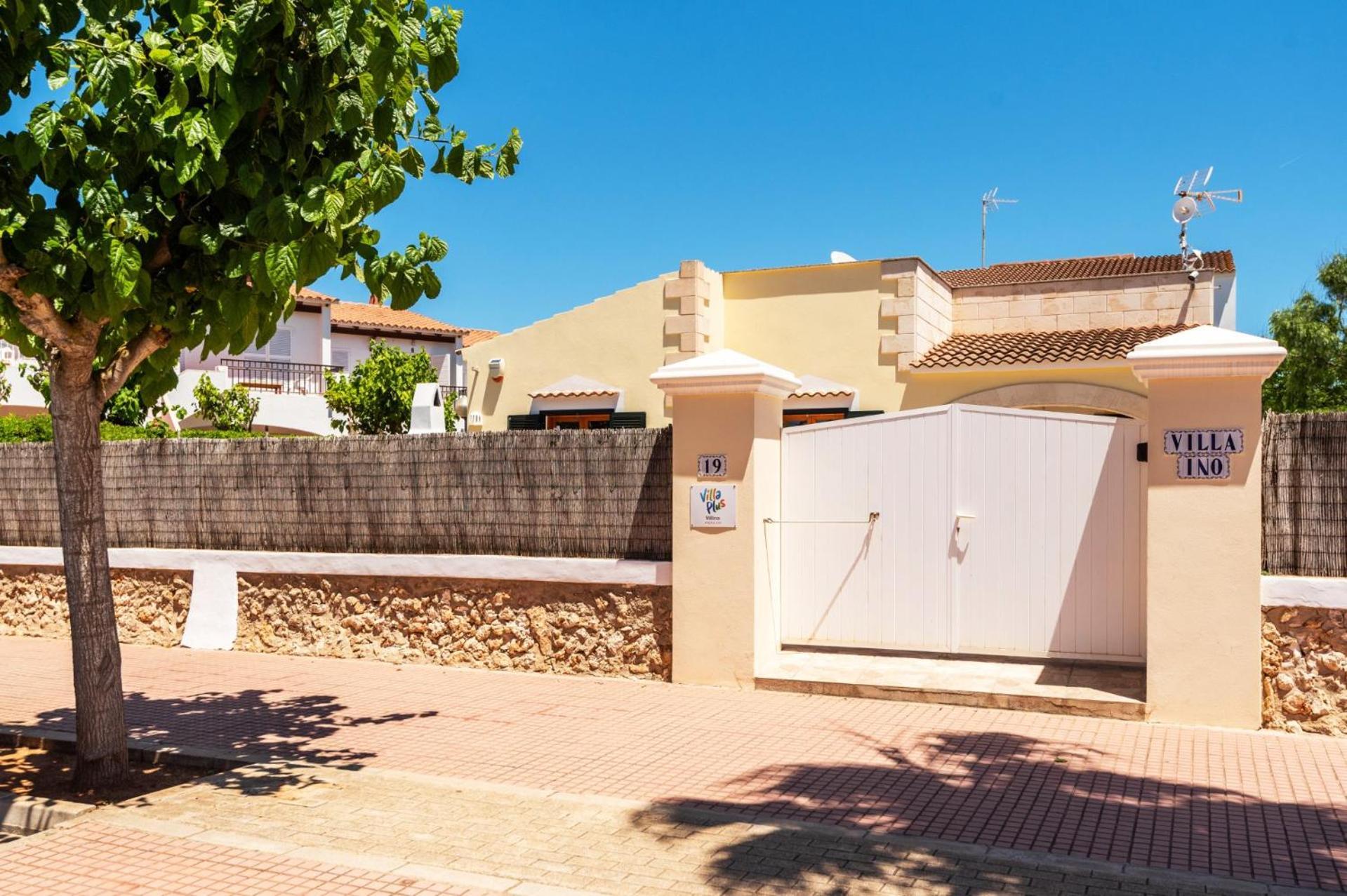 Villa Villino By Villa Plus Cala'N Blanes  Eksteriør billede